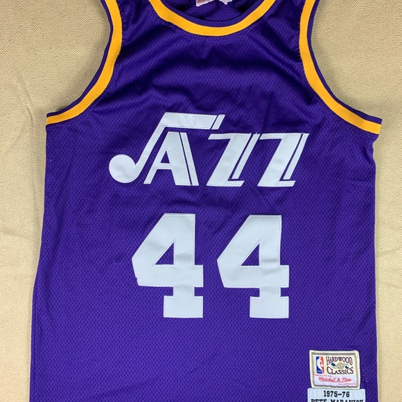 “Pistol" Pete Jazz Jersey - Picture 2 of 7